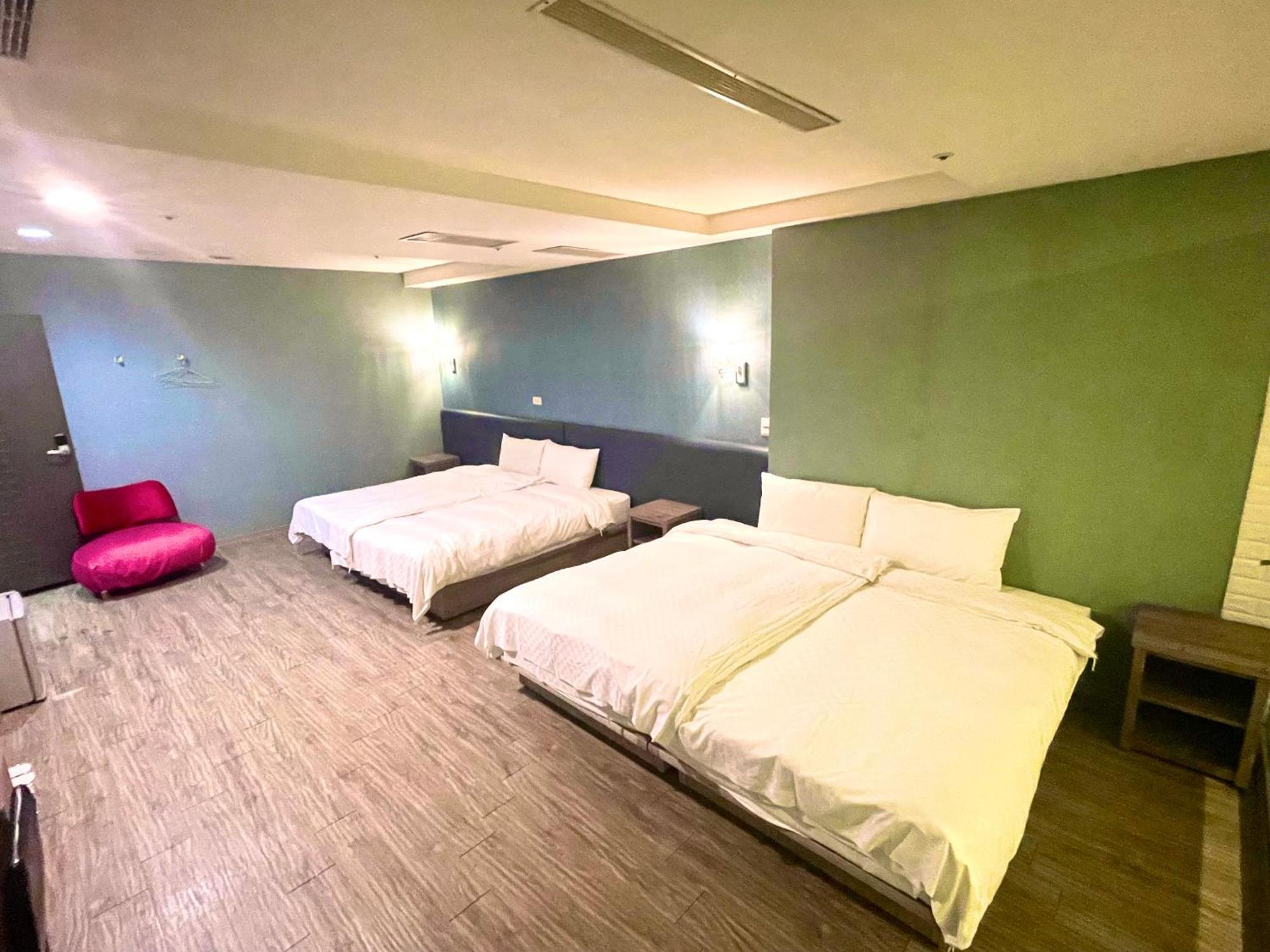 Walker Hotel - Zhengyi 2 Taipei Esterno foto