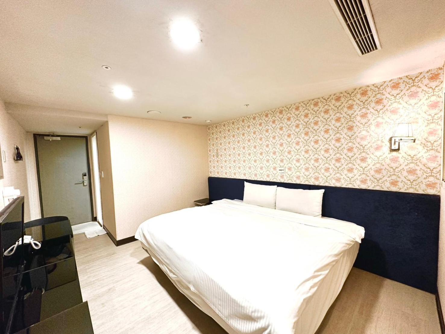 Walker Hotel - Zhengyi 2 Taipei Esterno foto