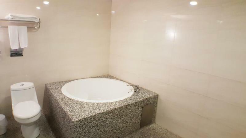 Walker Hotel - Zhengyi 2 Taipei Esterno foto